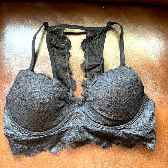 PINK Victoria's Secret Other - PINK Victoria’s Secret Lace Padded Underwire Bralette